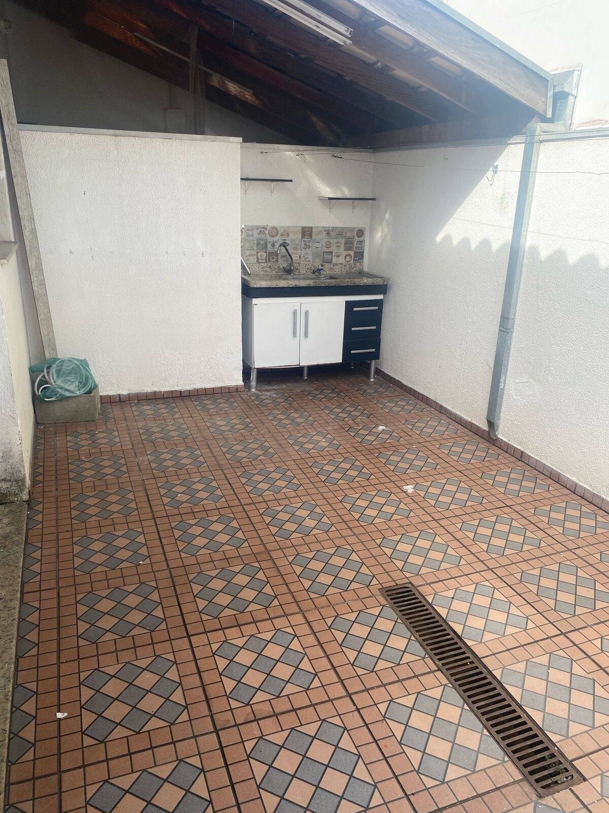 Casa de Condomínio para alugar com 3 quartos, 120m² - Foto 11